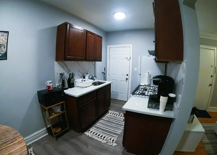 Cozy Near Michigan *
